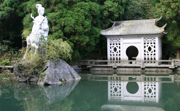 度亡法事超度亡灵,保现世平安获得好运势