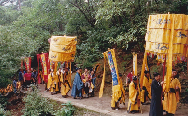 去哪里请太岁符,可以去太岁神庙祈请化太岁符