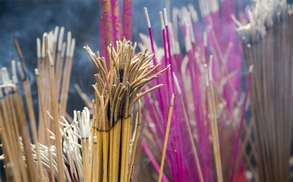 担心婴灵缠身？三峰道长有超度婴灵的方法