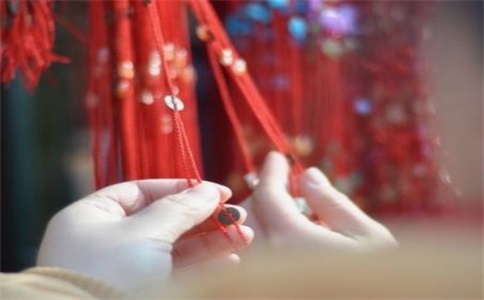 烂桃花特别多怎么办?掌握这3种方法,有效避免受感情伤害