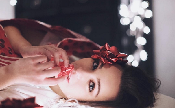 老婆跟小伙子出轨了,挽回她就要解决她的烂桃花