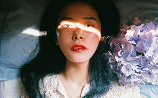 女鬼投胎需要有人超度,才能帮助进入轮回