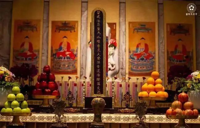 能同时做和合法事吗,和合法事有人做过吗?