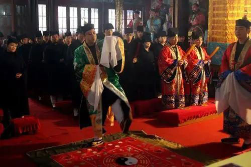 加持月老和合二仙法事,持咒应该怎么样观想_具