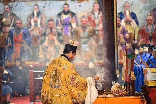 婚后后出轨如何挽回老婆？我做夫妻和合术挽回老