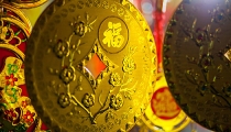 黄金很辟邪,可以驱邪庇护我们的平安