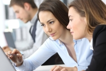 本人堕落 事业受阻，流年不利事业不顺