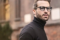 古人都说眉毛之间有痣的男人事业受阻 是真的吗