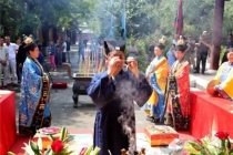 还阴债补财库法事得多少钱 还阴债多少卷是念