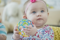 七个月小孩受惊吓哭闹不止，赶紧请师父来叫魂