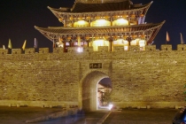 水晶辟邪防小人,开过光的水晶可以带来好运气