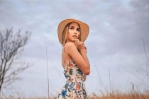 女人如何破解烂桃花运 从风水或者桃花位上化解 具体看个人